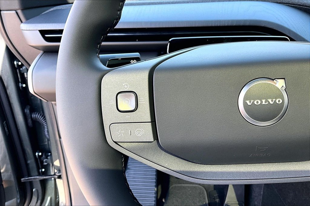 New 2027 Volvo EX60 Ultra AWD/4WD image 14