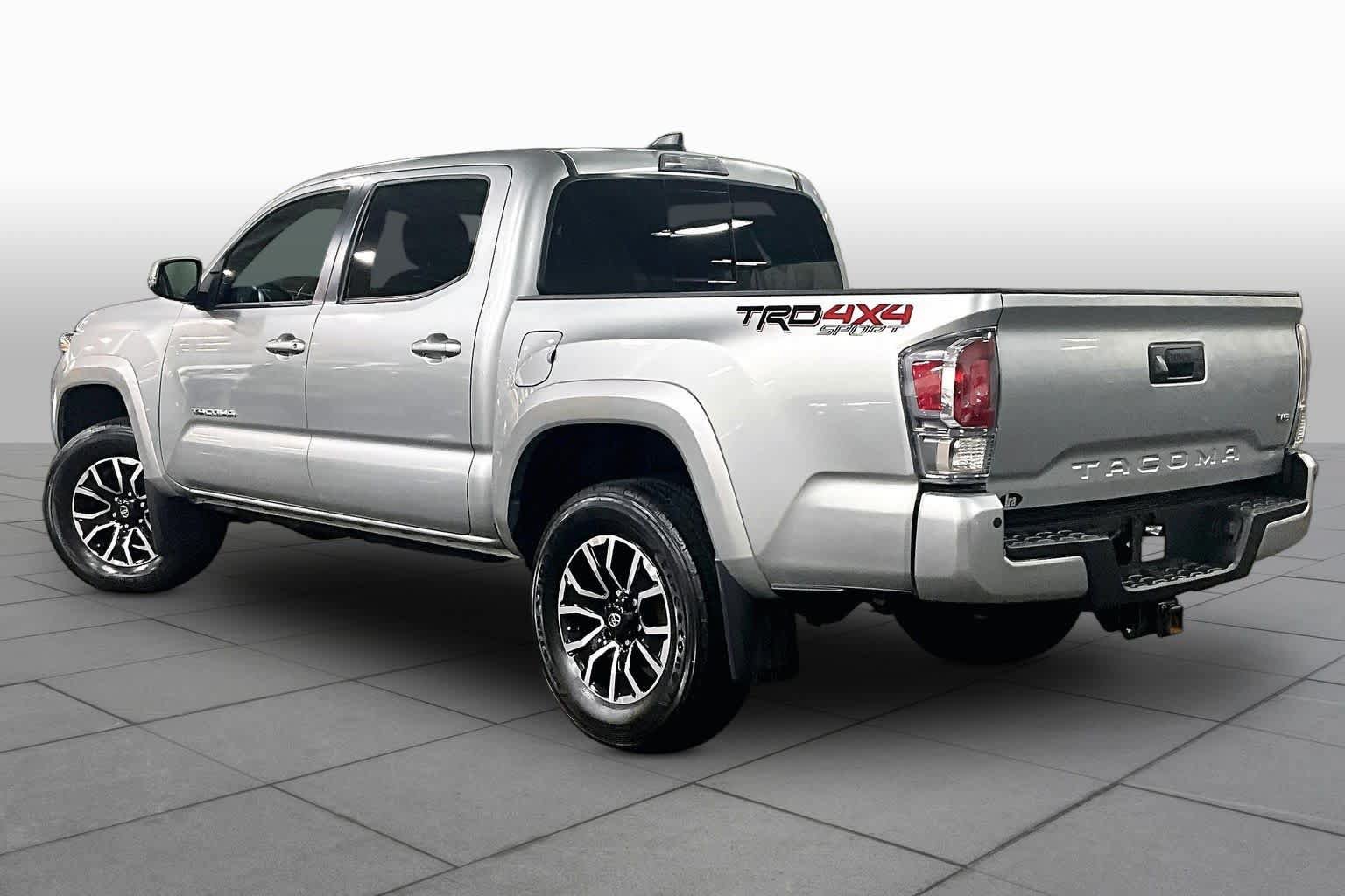 Used 2023 Toyota Tacoma TRD Sport w/ Technology Package AWD/4WD image 12
