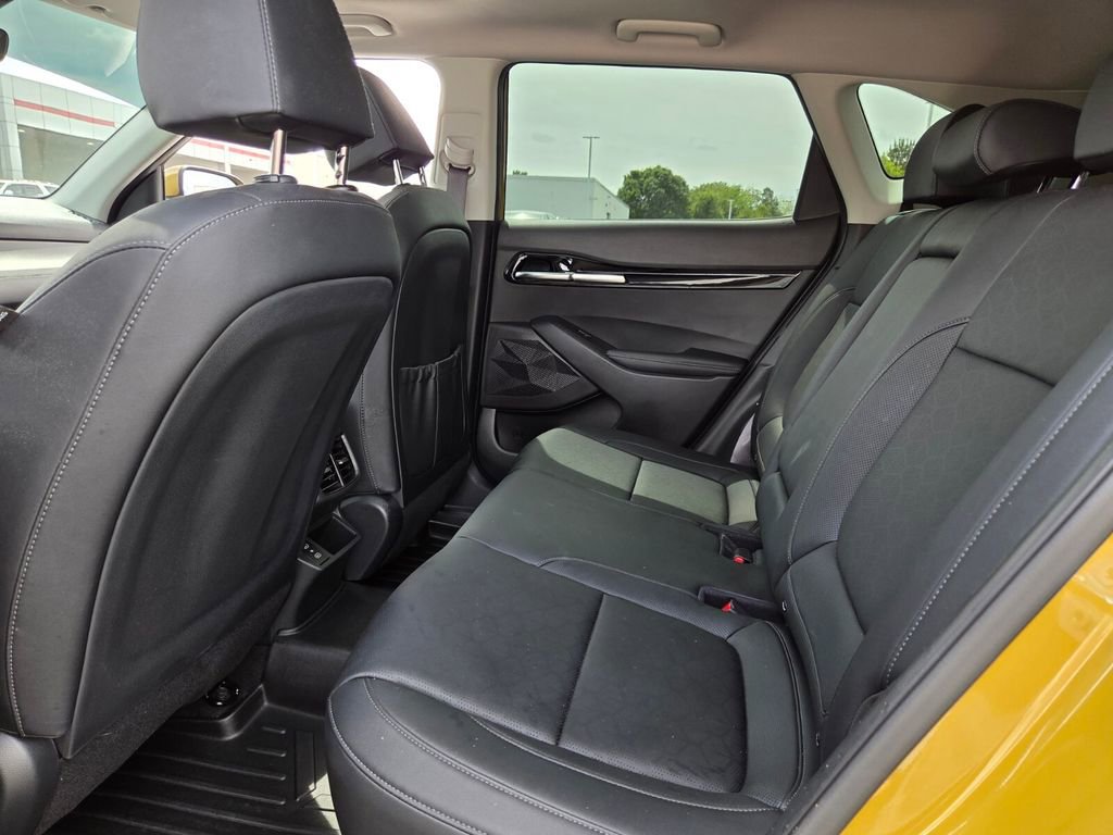 Used 2024 Kia Seltos SX w/ SX Sunroof Package AWD/4WD image 5