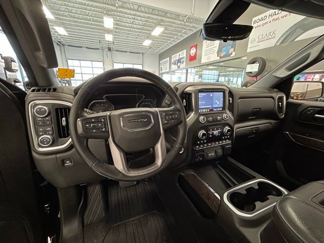Used 2020 GMC Sierra 1500 Denali w/ Denali Ultimate Package AWD/4WD image 22