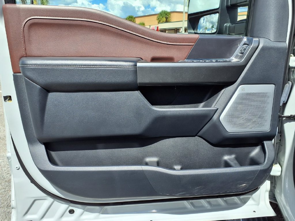 Used 2023 Ford F150 Lariat w/ Equipment Group 502A High AWD/4WD image 23