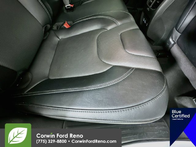 Used 2022 Jeep Cherokee Limited AWD/4WD image 31