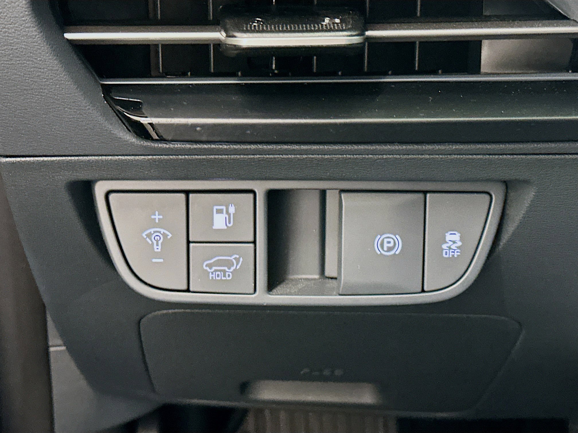 Used 2024 Kia EV6 Wind image 17