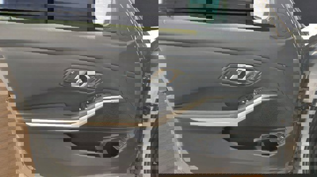 Used 2025 BMW 330i Sedan image 23