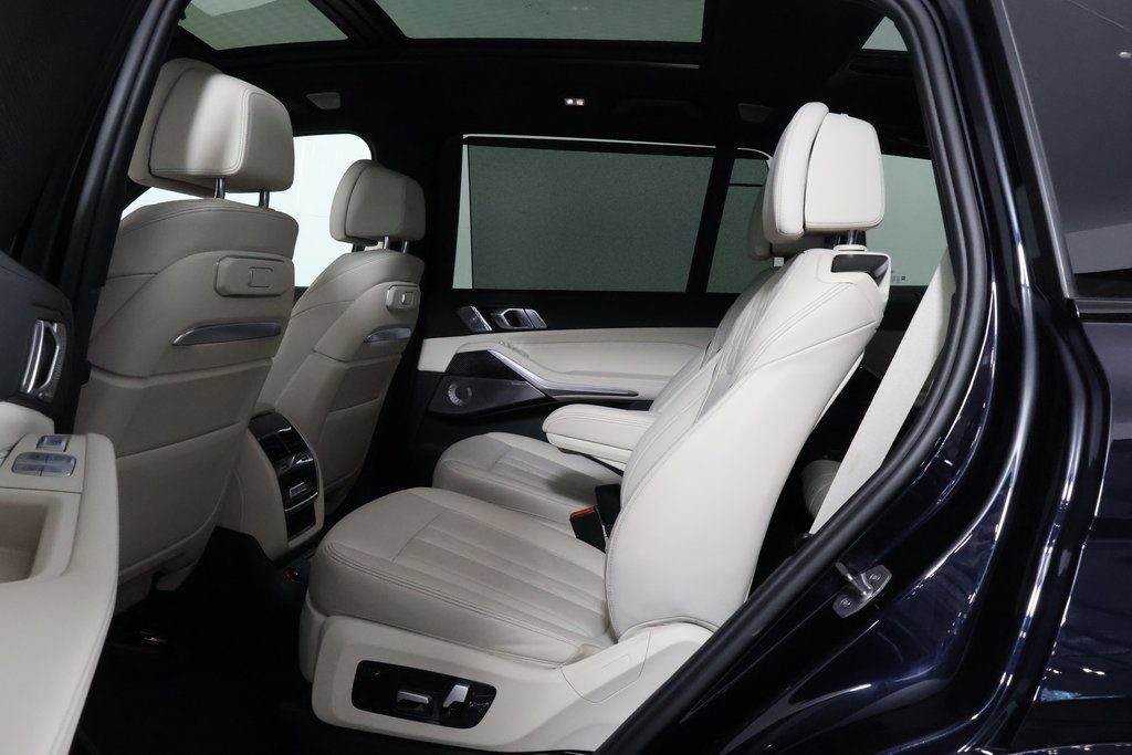 Certified 2024 BMW X7 M60i w/ Executive Package AWD/4WD image 11