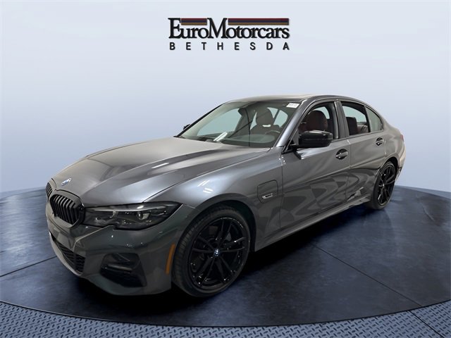Used 2022 BMW 330e xDrive video 1