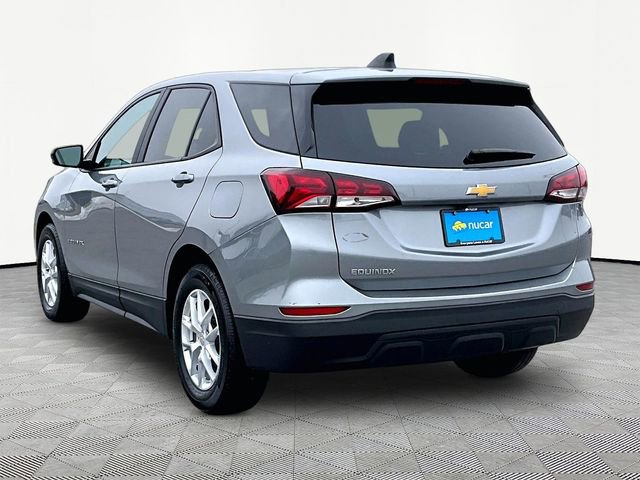 Used 2024 Chevrolet Equinox LS w/ LS Convenience Package image 4