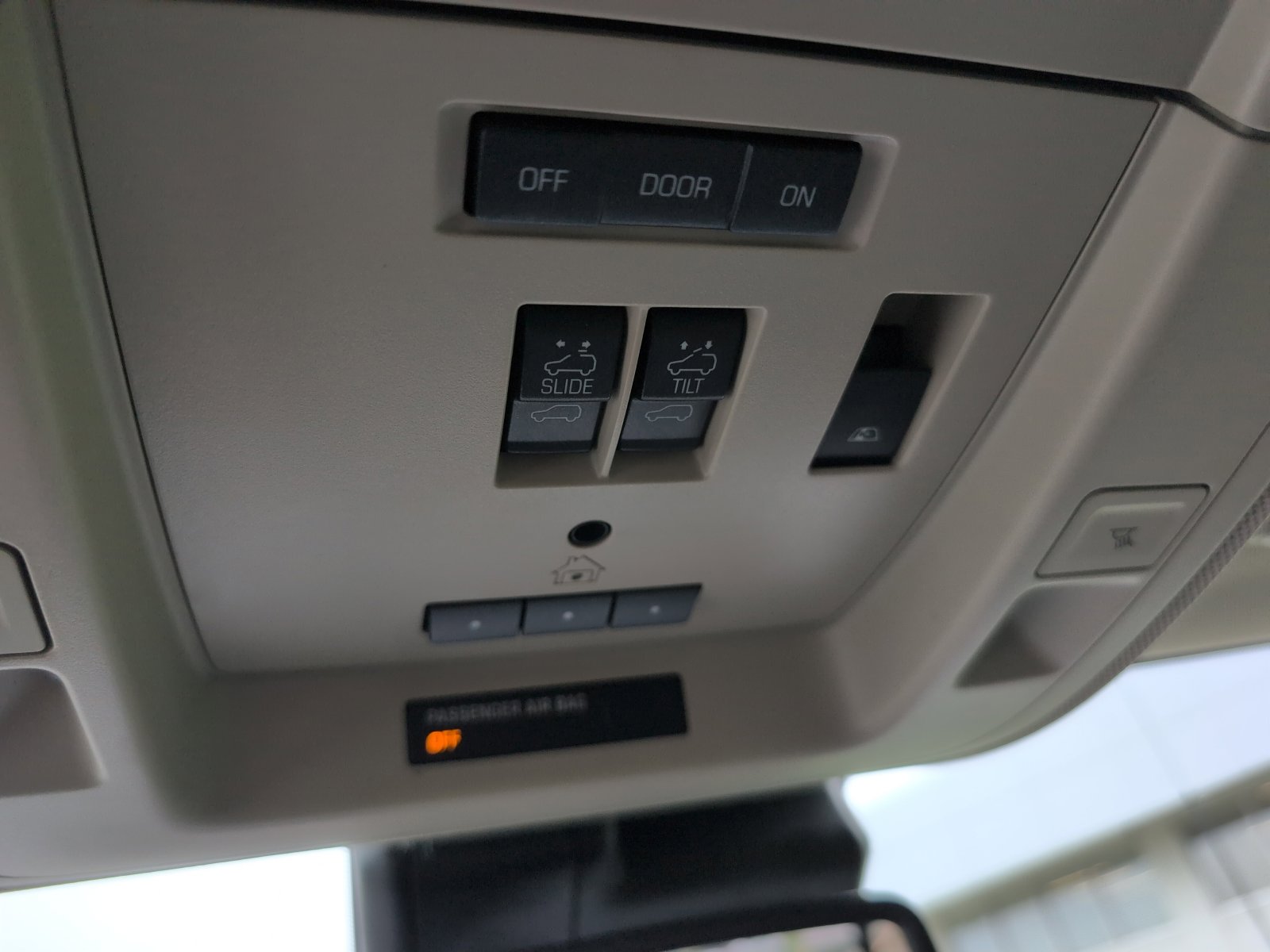 Used 2018 GMC Sierra 1500 SLT AWD/4WD image 27