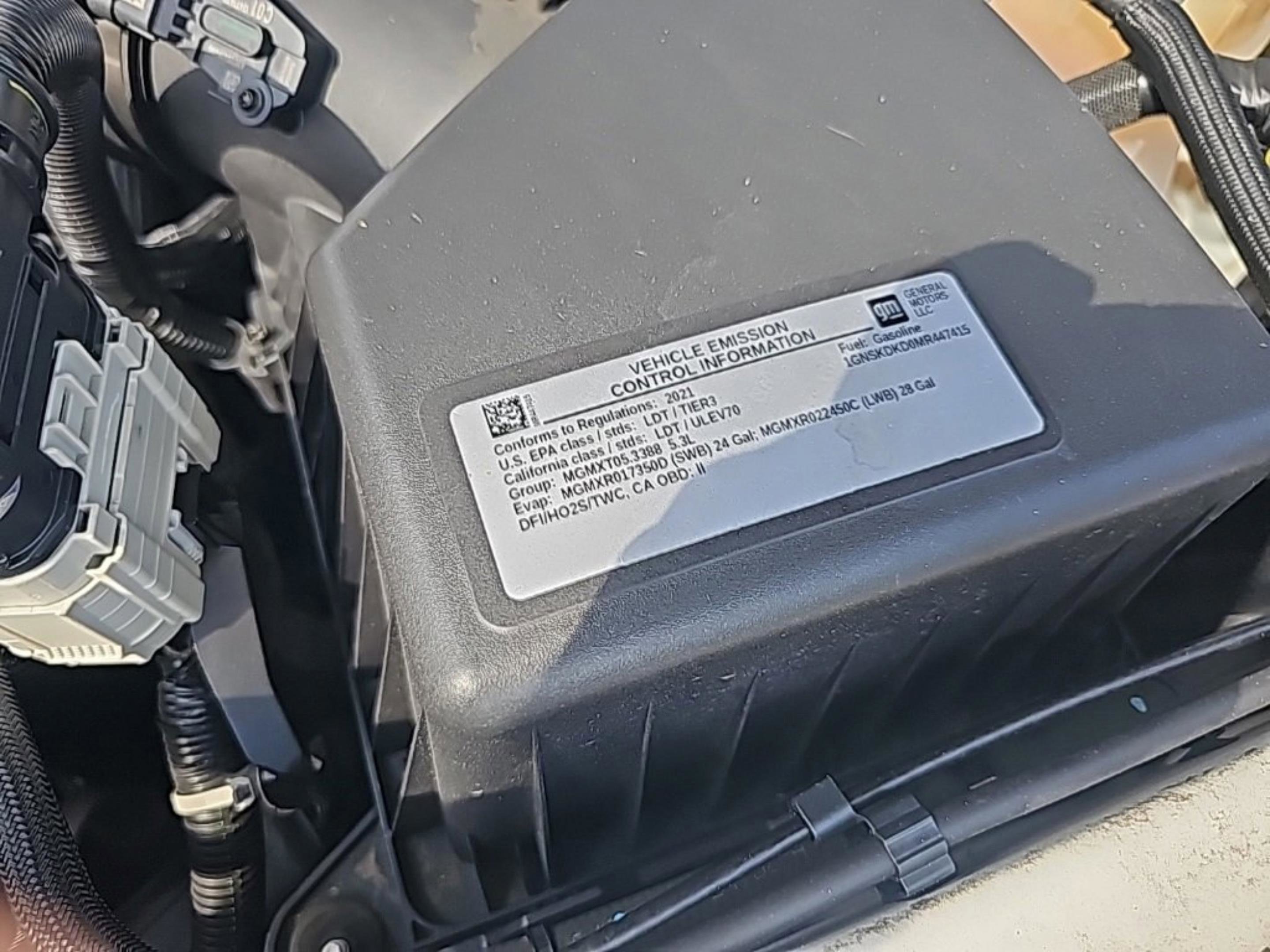 Used 2021 Chevrolet Suburban Z71 w/ Rear Media and Nav Package image 5