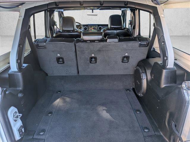 Used 2022 Jeep Wrangler Unlimited Sahara w/ Cold Weather Group image 19