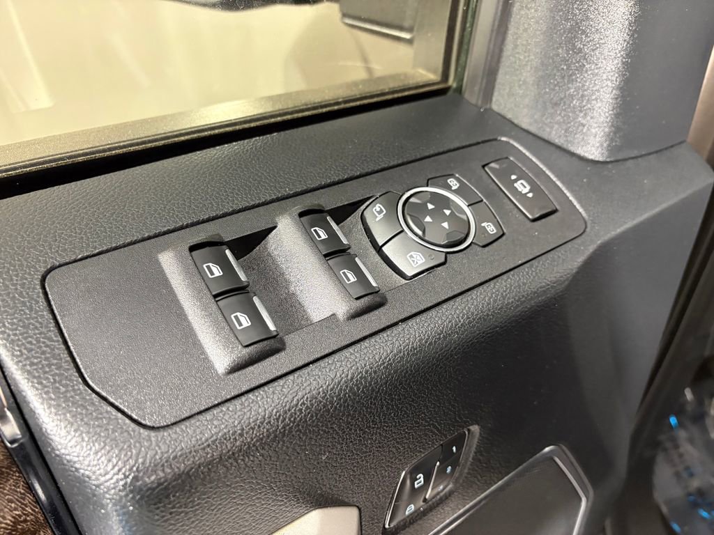 Certified 2019 Ford F450 Lariat w/ Lariat Ultimate Package image 13