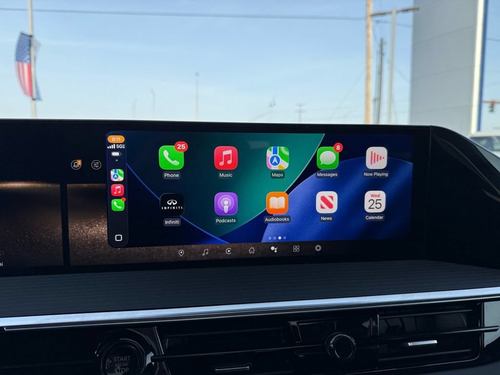 Used 2025 INFINITI QX80 Sensory AWD/4WD image 18