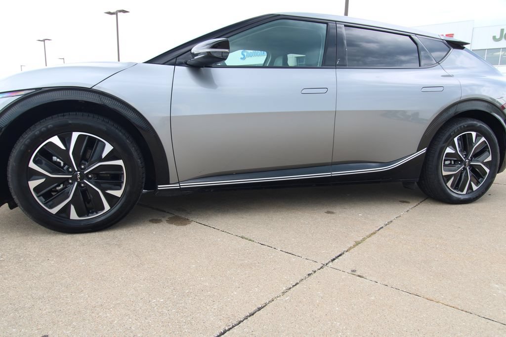 Used 2024 Kia EV6 Wind AWD/4WD image 10