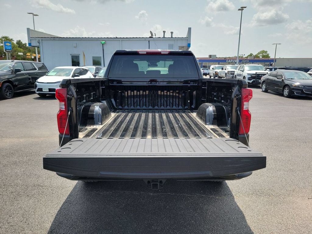 Certified 2026 Chevrolet Silverado 1500 Custom RWD image 31