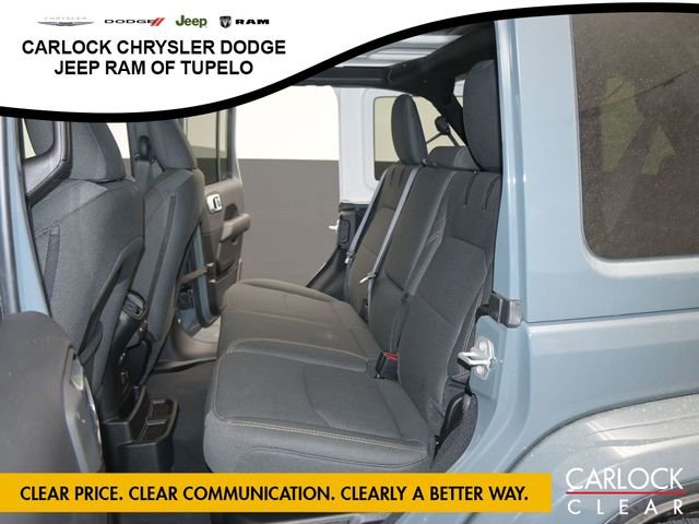 Used 2025 Jeep Wrangler Sahara image 25