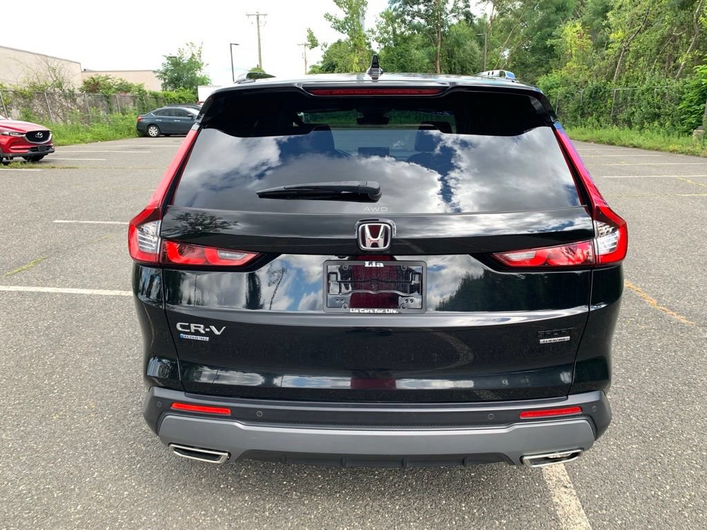 Used 2023 Honda CR-V Sport Touring image 4