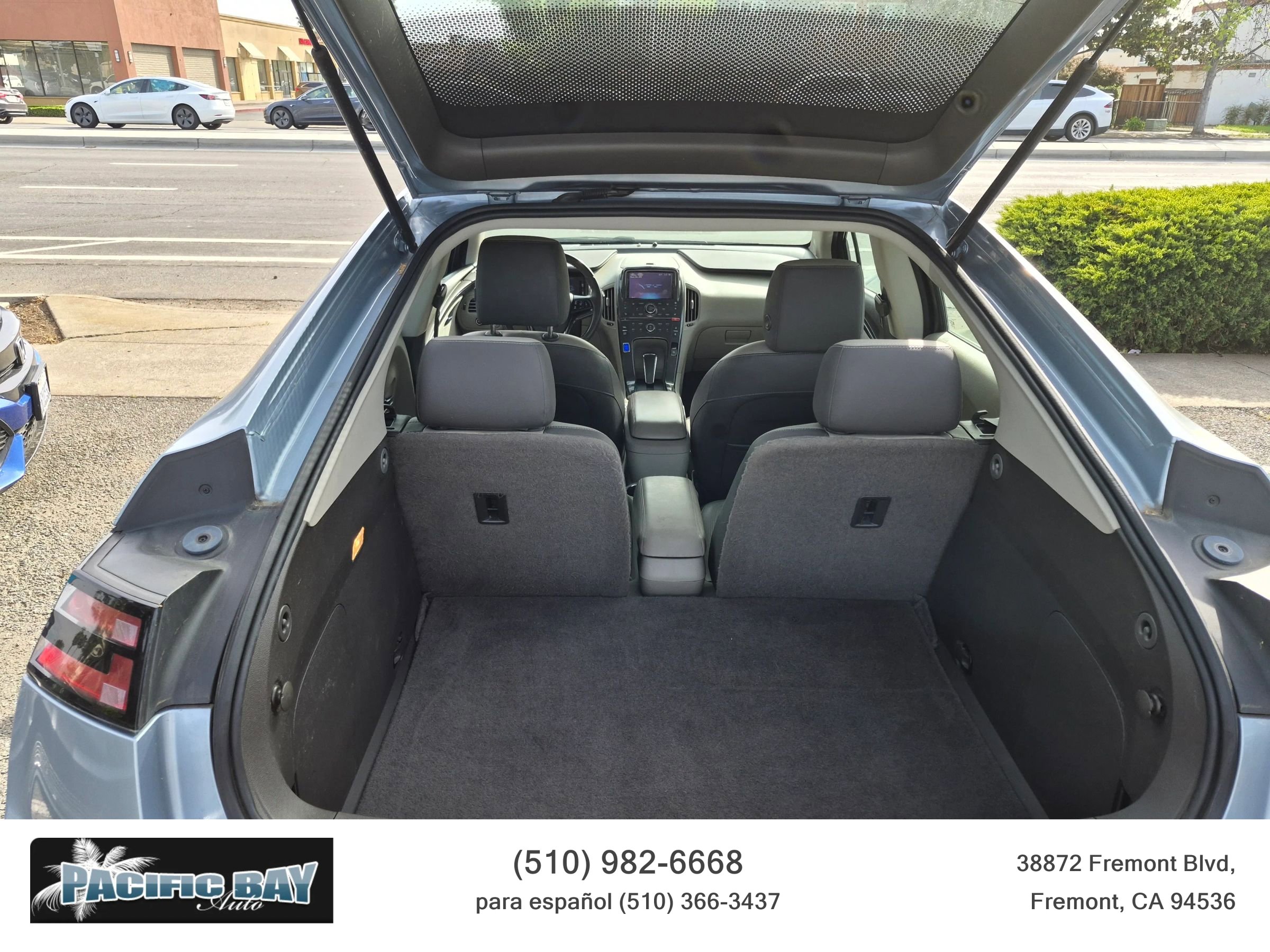 Used 2013 Chevrolet Volt Premium w/ Premium Trim Package image 15