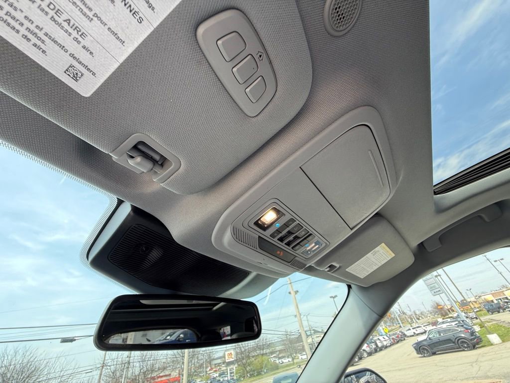 Used 2021 Ford Explorer Limited AWD/4WD image 24