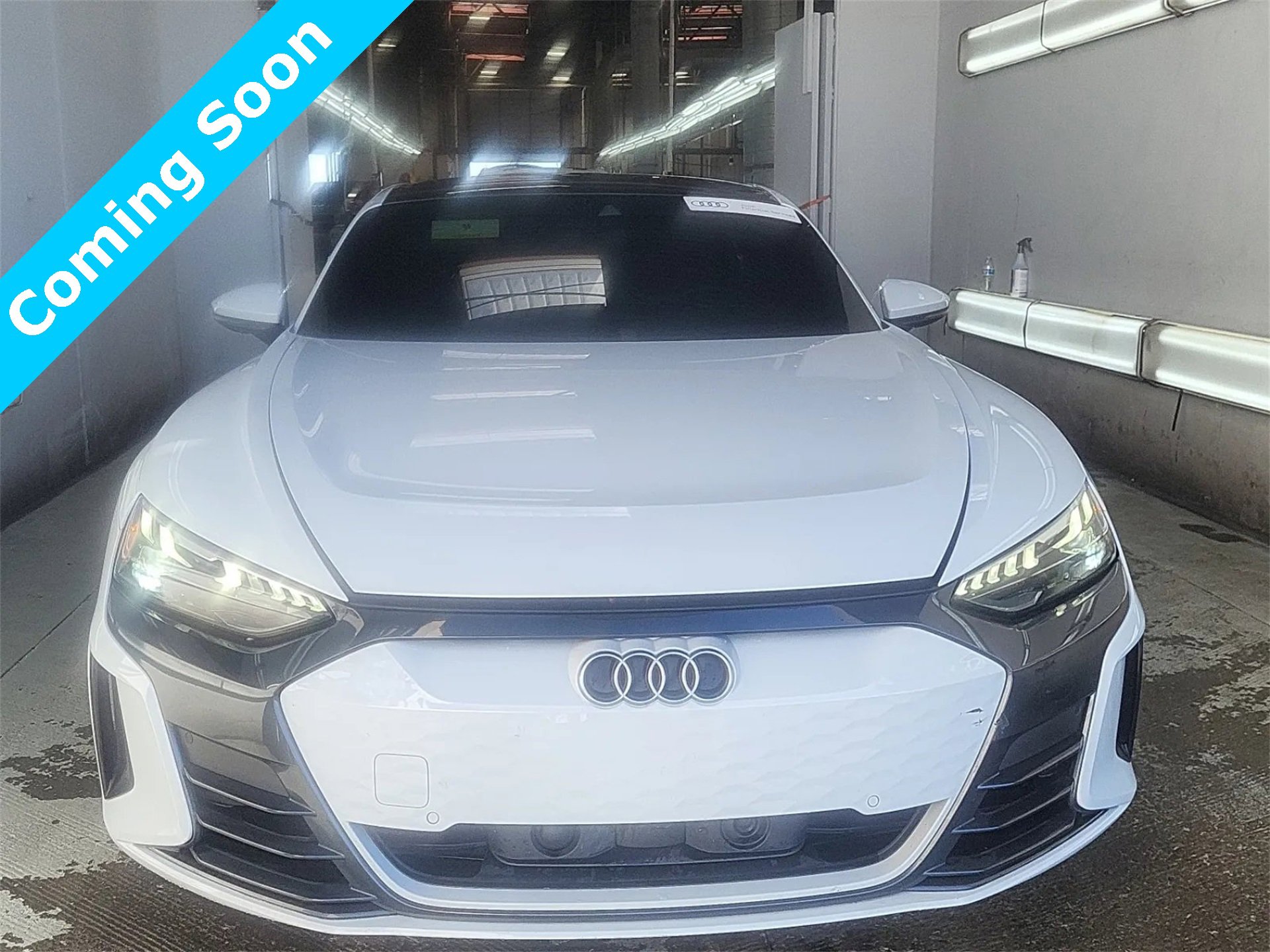 Used 2023 Audi e-tron GT Premium Plus image 2
