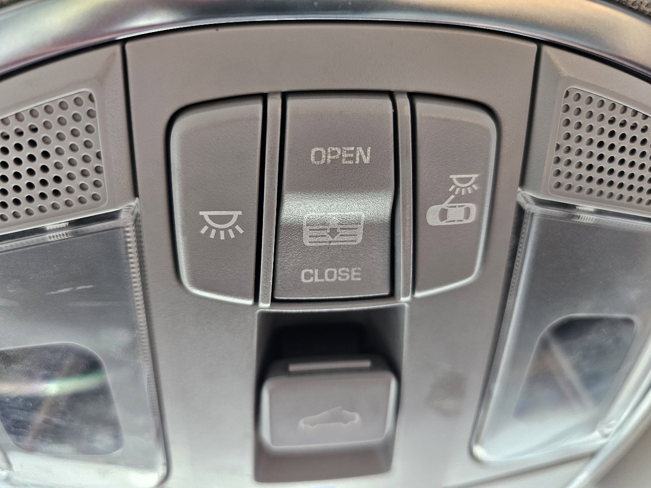 Used 2015 Hyundai Sonata Limited w/ Option Group 06 image 23