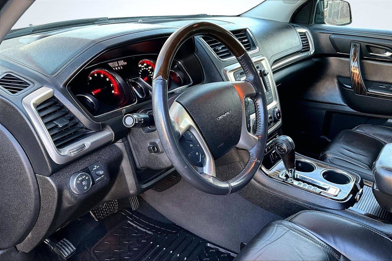 Used 2016 GMC Acadia Denali image 17