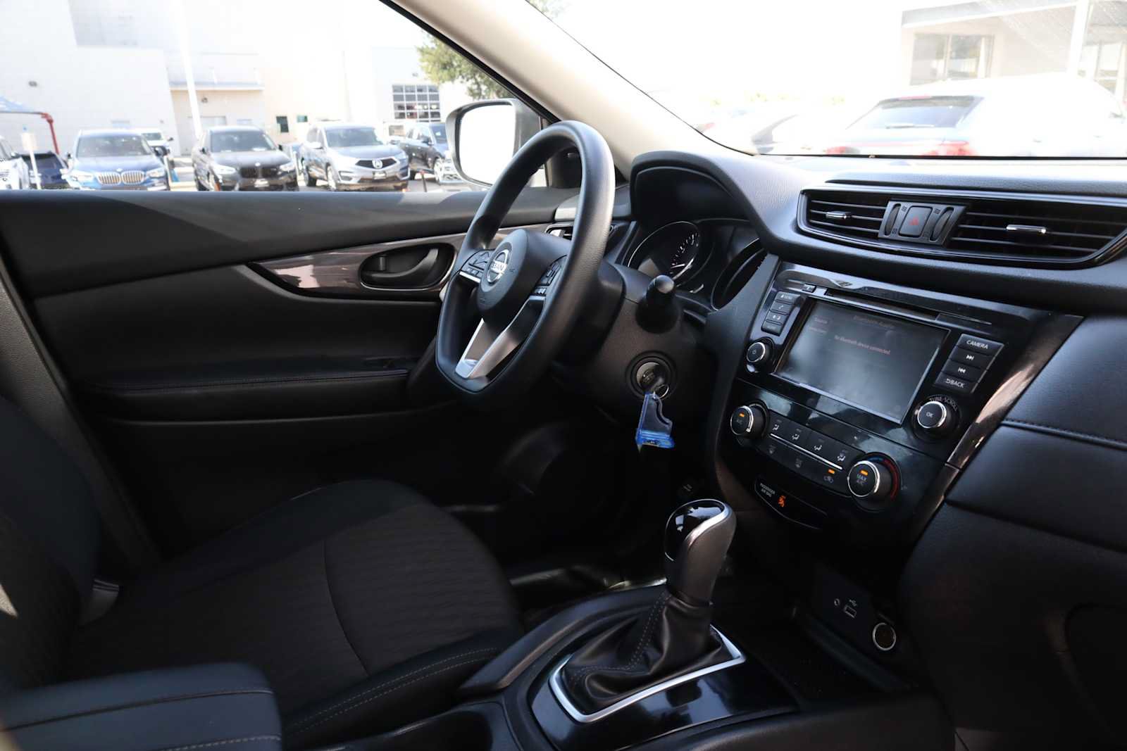 Used 2019 Nissan Rogue S AWD/4WD image 12