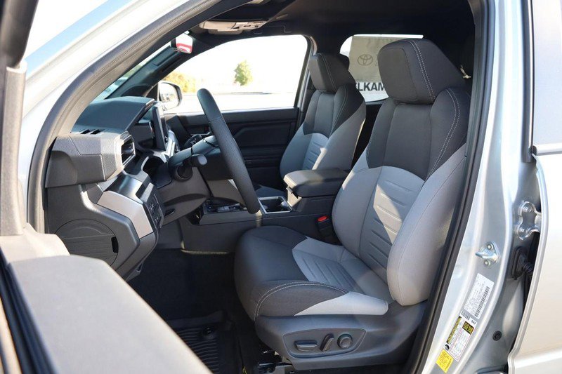 New 2025 Toyota Tacoma TRD Off-Road image 7