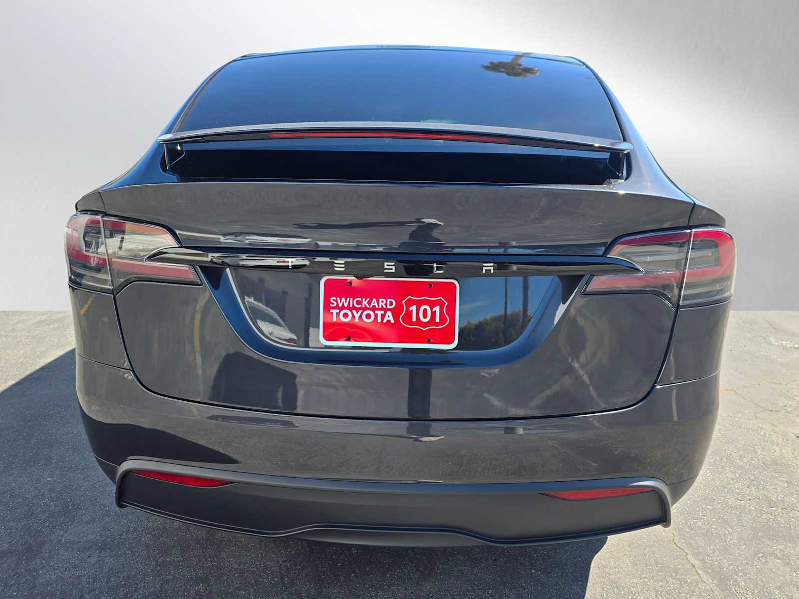 Used 2024 Tesla Model X AWD/4WD image 4