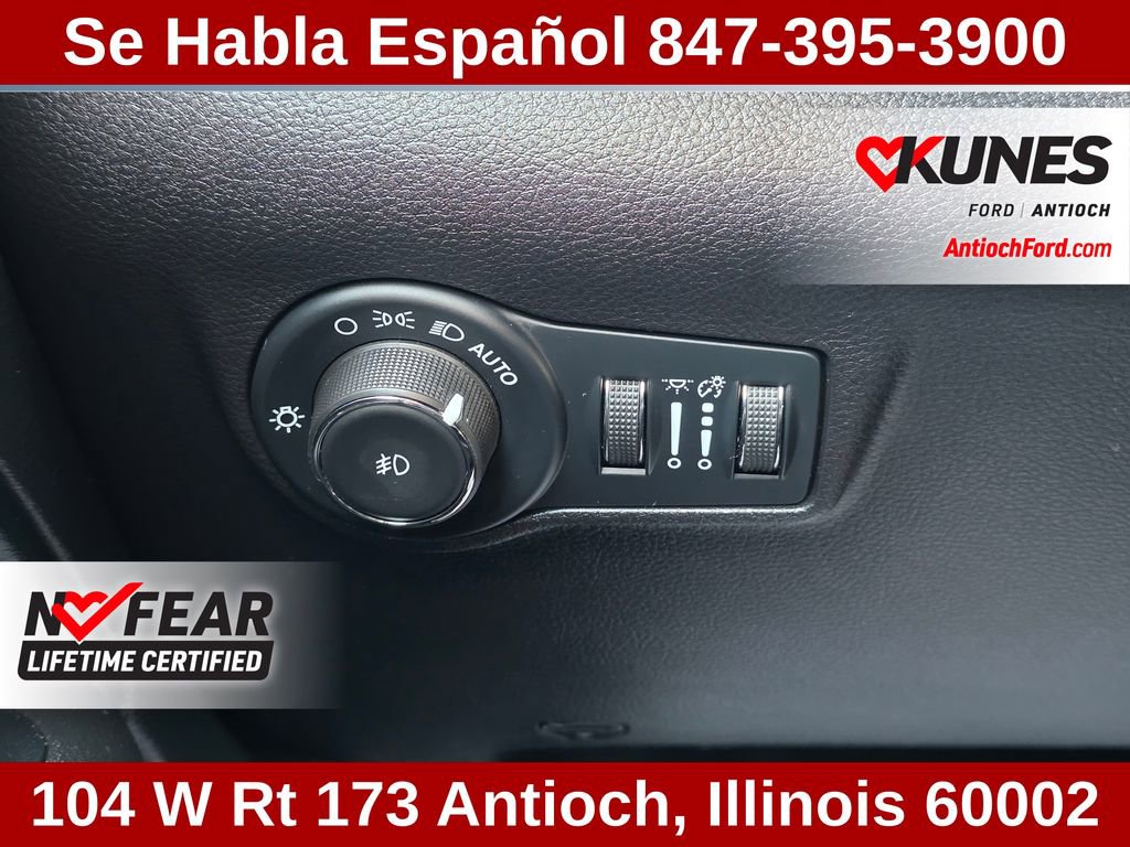 Used 2025 Jeep Compass Trailhawk AWD/4WD image 46