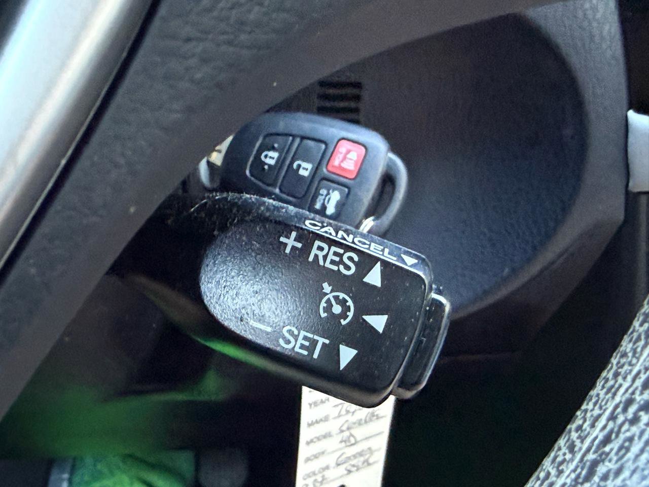 Used 2016 Toyota Corolla LE FWD image 21