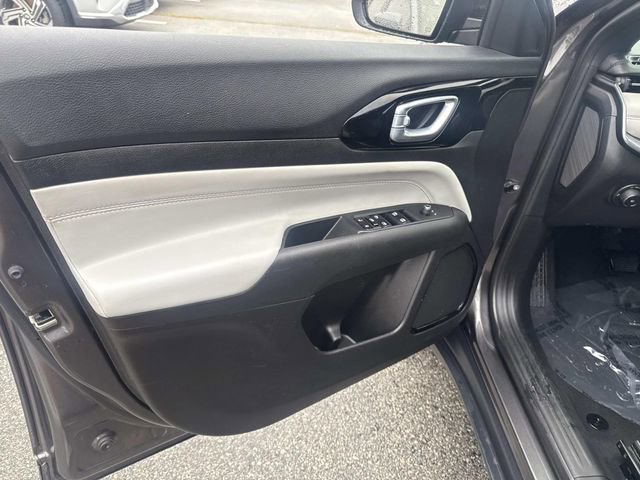 Used 2024 Jeep Compass Limited image 20