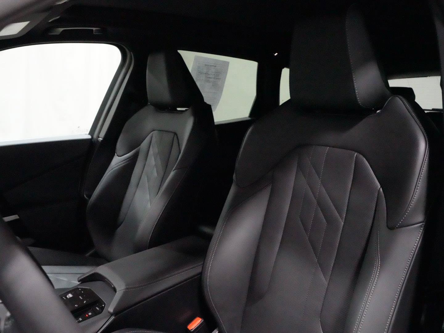 Certified 2026 BMW X3 xDrive30 w/ Premium Package image 4