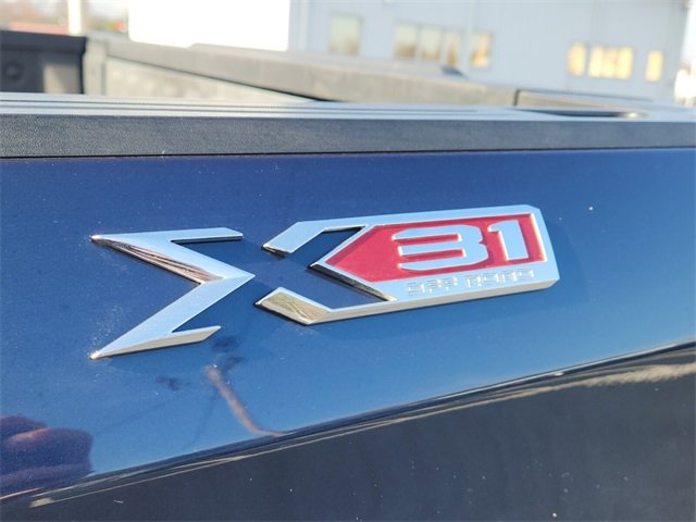 Used 2022 GMC Sierra 1500 SLT w/ SLT Premium Plus Package image 14