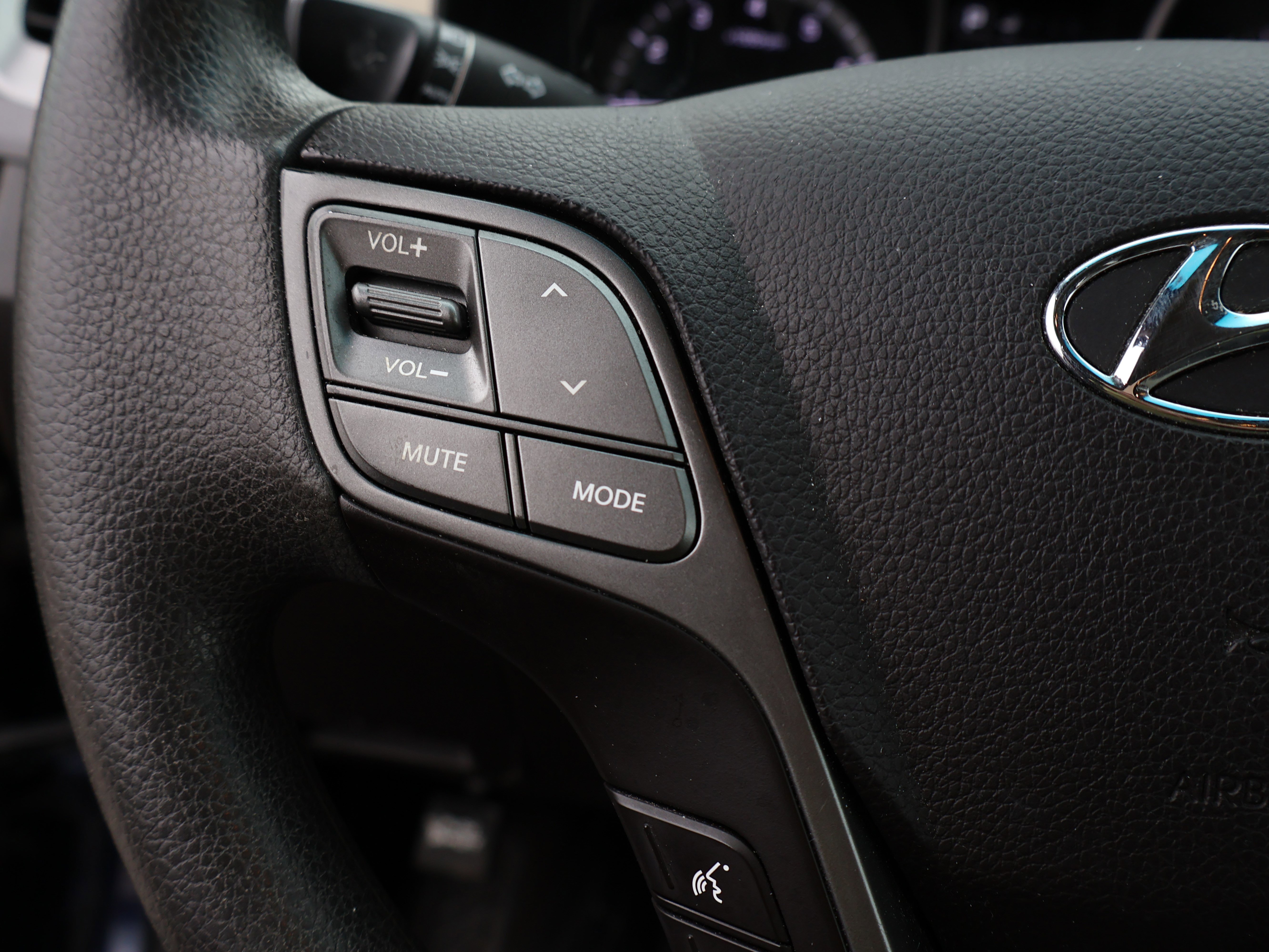 Used 2017 Hyundai Santa Fe Sport image 30