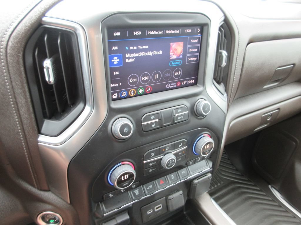 Certified 2022 Chevrolet Silverado 2500 LTZ w/ LTZ Convenience Package AWD/4WD image 26
