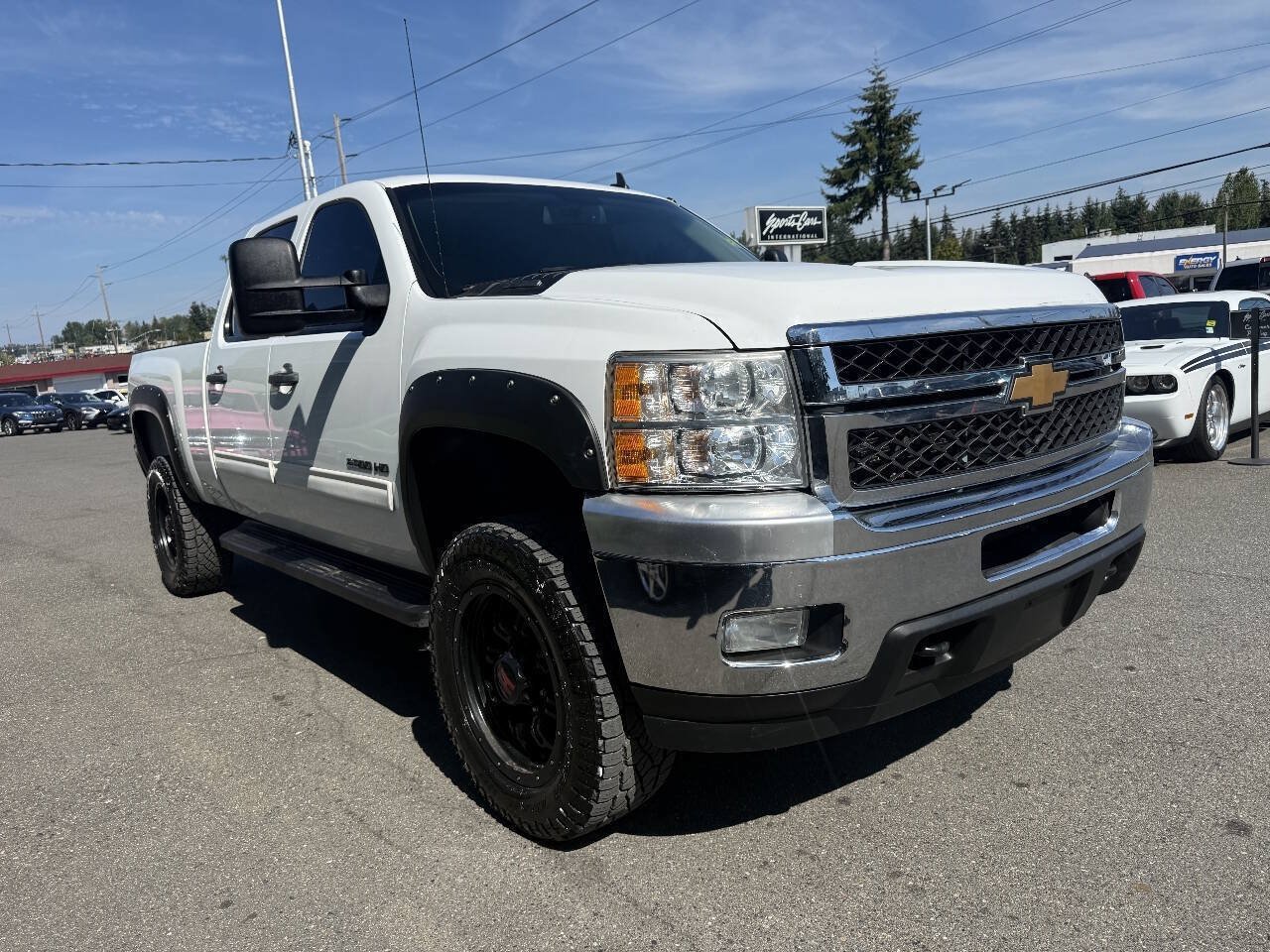 Used 2013 Chevrolet Silverado 2500 LT w/ Interior Plus Package RWD image 5