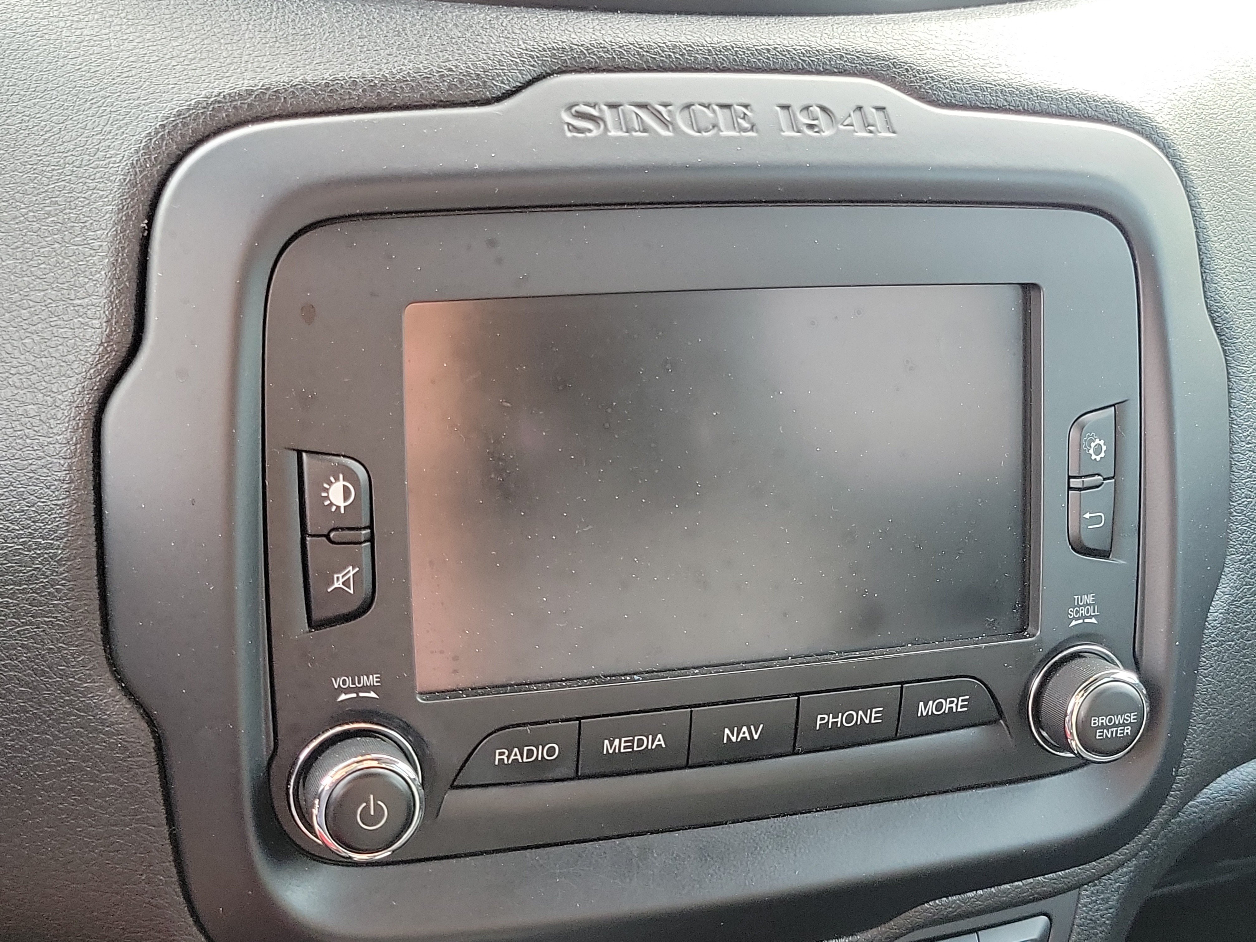 Used 2015 Jeep Renegade Limited FWD image 11