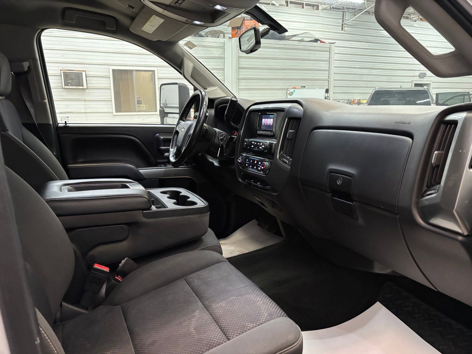 Used 2015 Chevrolet Silverado 2500 LT image 26