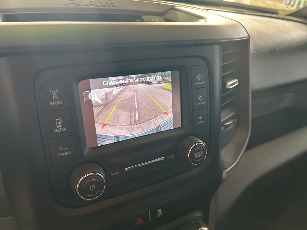 Used 2024 RAM 3500 Tradesman w/ Chrome Appearance Group image 9