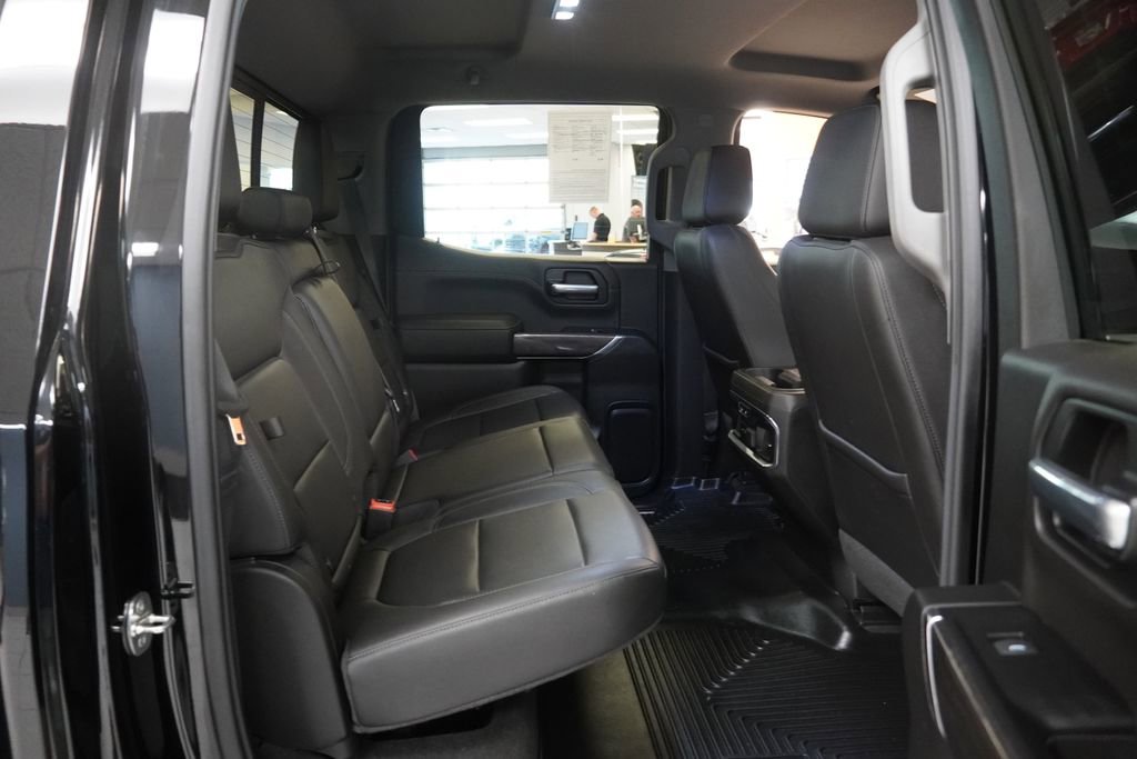Used 2019 Chevrolet Silverado 1500 LTZ w/ LTZ Convenience Package AWD/4WD image 28