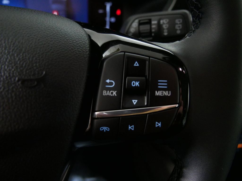 Used 2026 Ford Escape Active w/ Cold Weather Package AWD/4WD image 25