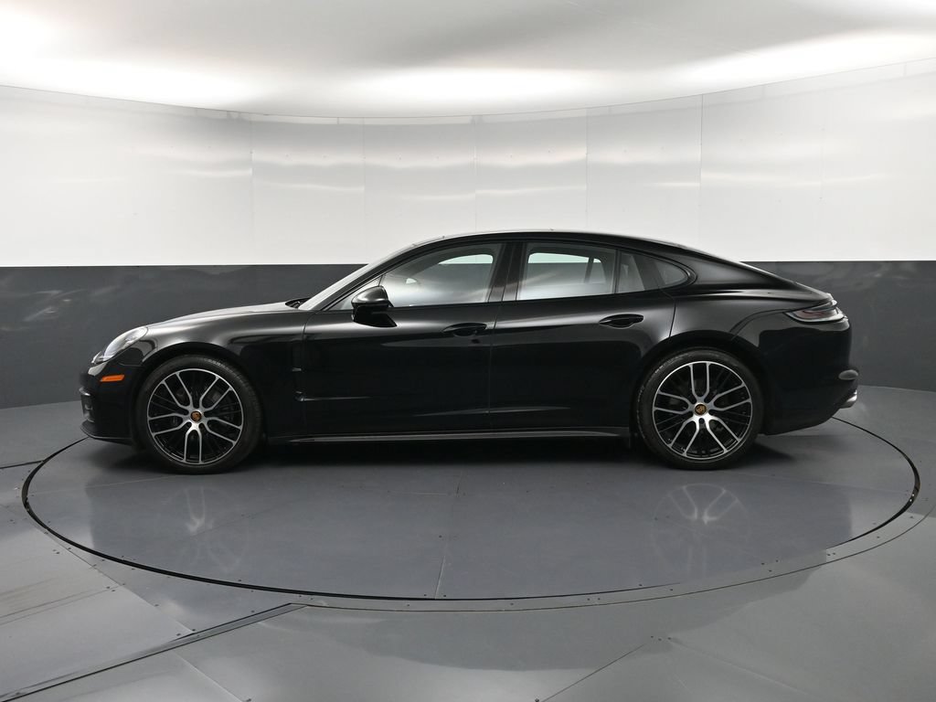 Certified 2023 Porsche Panamera 4 Platinum Edition AWD/4WD image 2