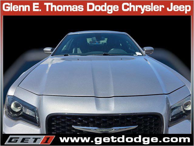 Certified 2018 Chrysler 300 S image 5