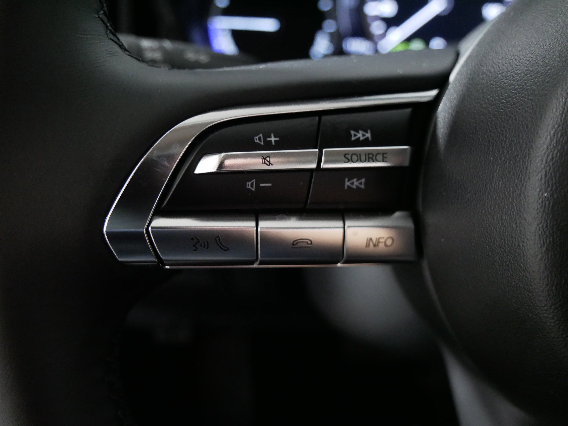 Used 2025 MAZDA CX-50 AWD 2.5 Hybrid w/ Weather Package image 27