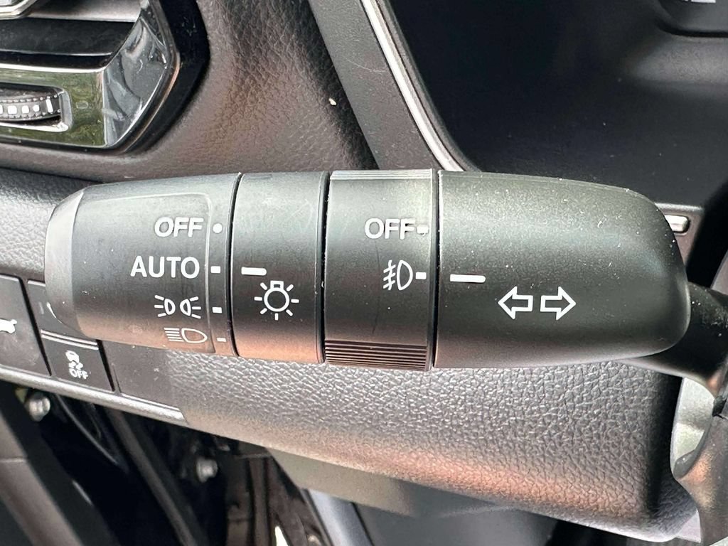 Certified 2025 Honda Pilot Elite image 22