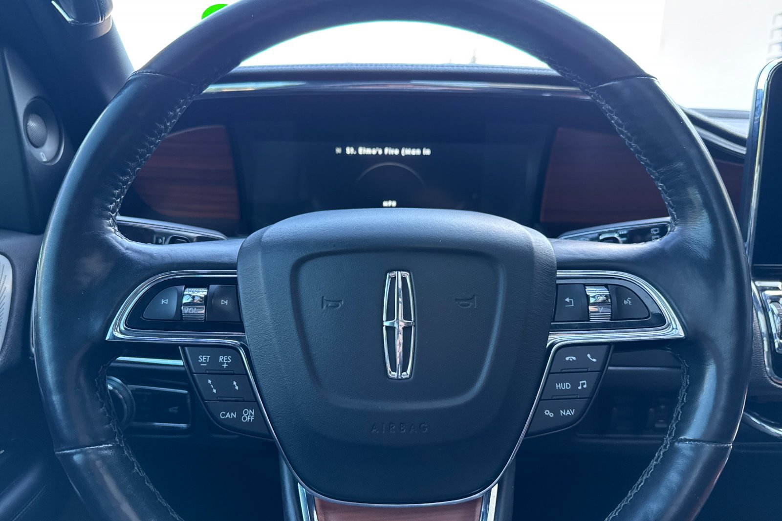Used 2019 Lincoln Navigator L Reserve AWD/4WD image 25
