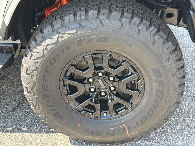 New 2026 Ford Bronco Raptor w/ Interior Carbon Fiber Pack AWD/4WD image 22