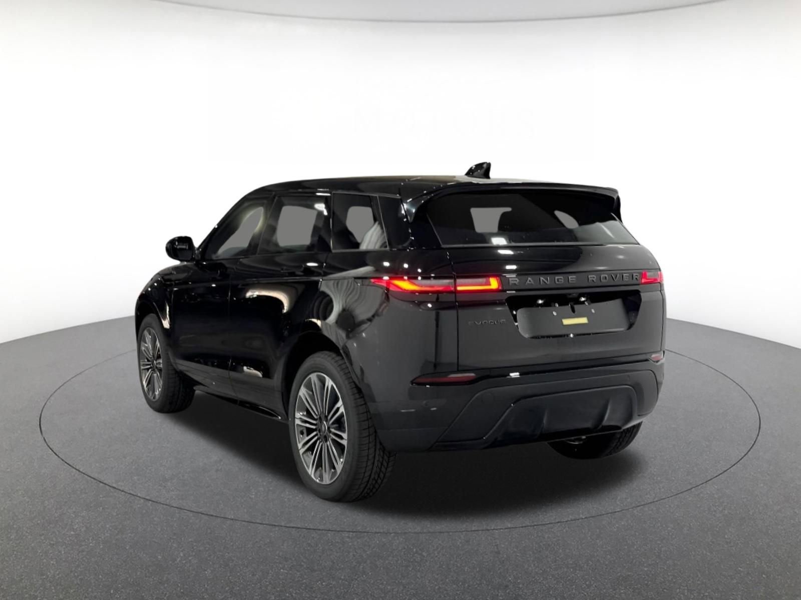 New 2026 Land Rover Range Rover Evoque Dynamic SE image 3
