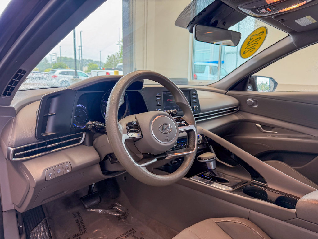 Used 2023 Hyundai Elantra Blue w/ Cargo Package FWD image 13
