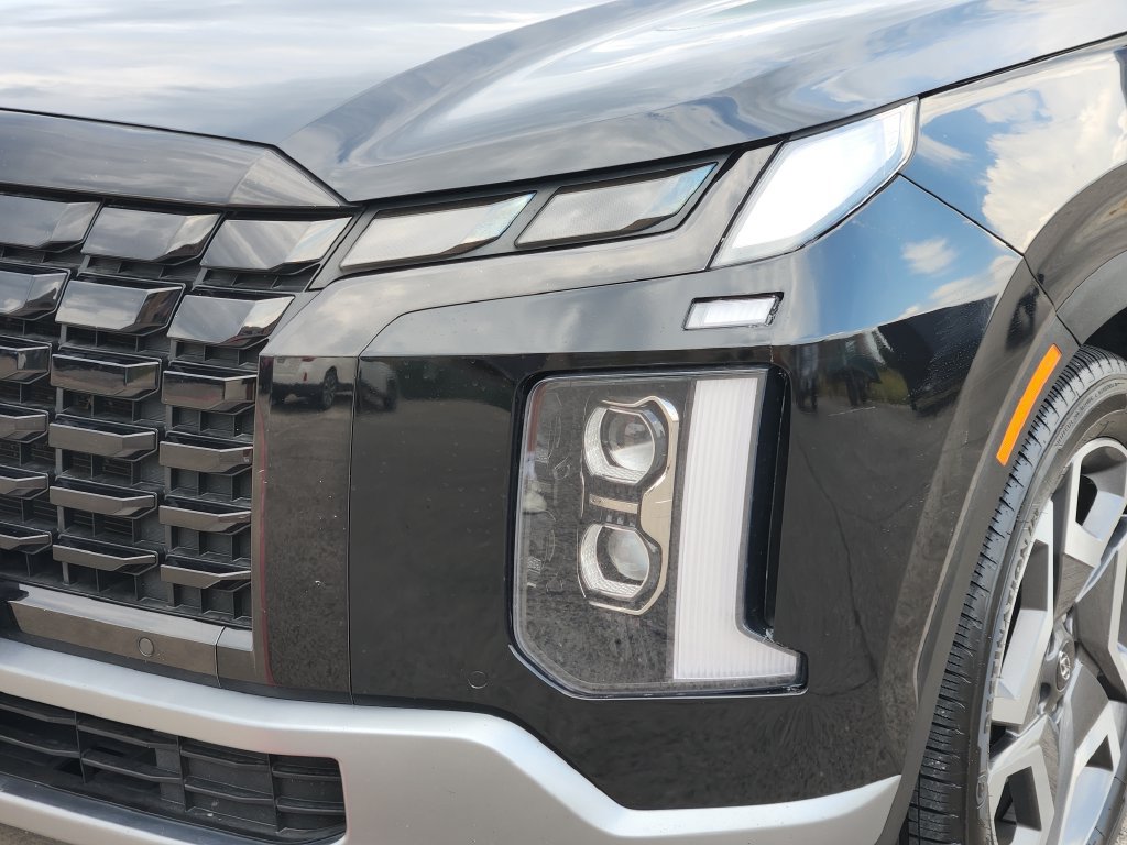 Used 2023 Hyundai Palisade SEL w/ Premium Package AWD/4WD image 5